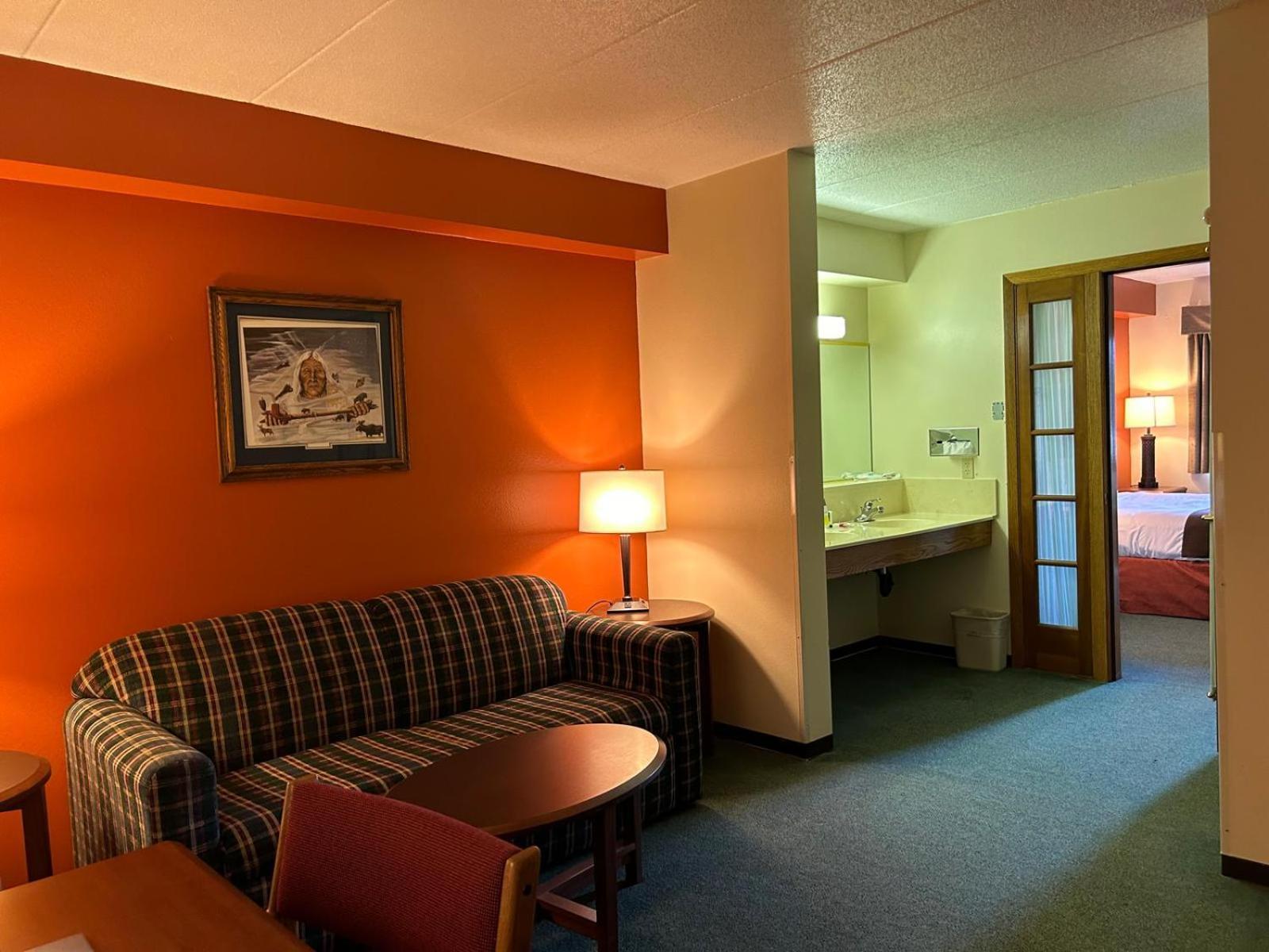 Northwoods Inn & Suites - Blackduck ภายนอก รูปภาพ